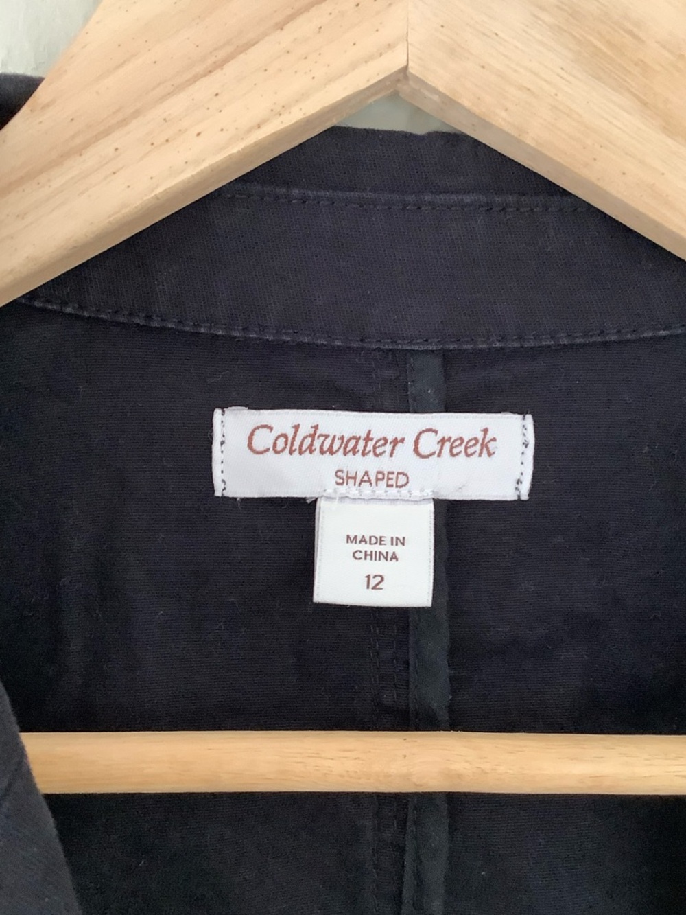 Coldwater Creek Black Women's Two-Button Notch Lapel Blazer - Picture 3 of 3